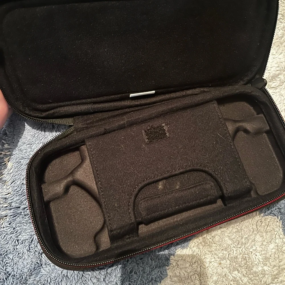 Nintendo Super Mario Multicolor Character Zip Carry Case